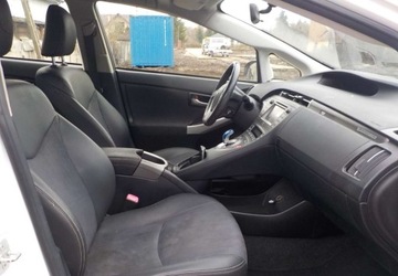 Toyota Prius III 2013 Toyota Prius Plug-In Okazja 1.8 Hybryda Plug-in 100KM, zdjęcie 15