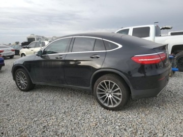 Mercedes GLC C253 2019 Mercedes-Benz GLC 2019 MERCEDES-BENZ GLC COUPE 300 4MATIC 2.0 Benzyna 241KM, zdjęcie 1
