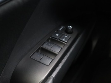 Toyota Camry IX Sedan 2.5 Hybrid Dynamic Force 218KM 2021 Toyota Camry 2.5 Hybrid, Salon Polska, zdjęcie 16