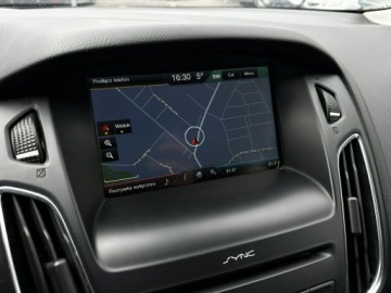 Ford Focus III Kombi Facelifting 1.0 EcoBoost 125KM 2015 Ford Focus 125KM Model 2016, zdjęcie 29