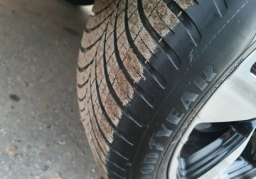 Nissan Qashqai II Crossover 1.2 DIG-T 115KM 2015 Nissan Qashqai Panorama Kamera 360 Hands Free GetHelp 1.2 Benzyna, zdjęcie 26