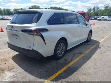 Toyota Sienna III 2024 Toyota Sienna XLE 2024 2.5L 2.5 Hybryda 189KM, zdjęcie 5