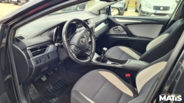Toyota Avensis III Sedan Facelifting 2015 1.8 Valvematic 147KM 2016 Toyota Avensis 1.8BENZ manual Navi climatronic bi xenony Nowe Sprzeglo, zdjęcie 7