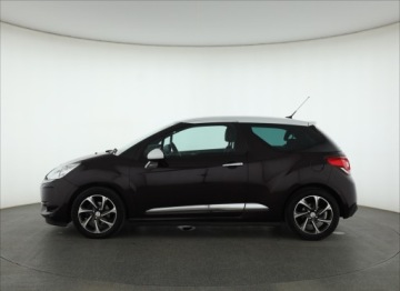 DS 3 Hatchback Facelifting 2016 1.2 PureTech 130KM 2016 DS 3 1.2 PureTech, Salon Polska, Serwis ASO, zdjęcie 2