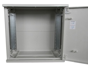 ПУСТОЙ ЭЛЕКТРИЧЕСКИЙ ЩИТ ТИПА OZ 40x40