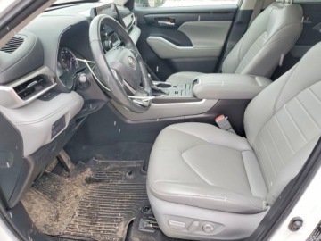 Toyota Highlander III 2022 Toyota Highlander XLE 2022 3.5 Benzyna 295KM, zdjęcie 7