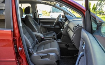Volkswagen Touran II 2012 Volkswagen Touran 1,4TSI 2011 r. 130 tys. km 1.4 Benzyna 150KM, zdjęcie 10