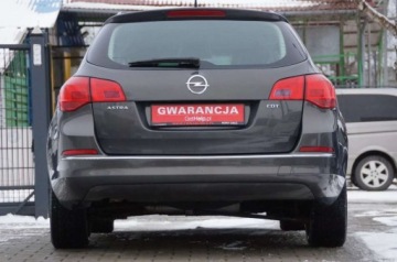 Opel Astra J Sports Tourer Facelifting 1.7 CDTI ECOTEC 110KM 2013 Opel Astra 1.7 Diesel 110 K. Klimatyzaqcja, Tempomat, LED, GWARANCJA 1.7, zdjęcie 7
