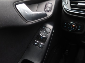 Ford Fiesta VIII Hatchback 3d 1.0 EcoBoost 125KM 2018 Ford Fiesta 1.0 EcoBoost, Salon Polska, zdjęcie 15