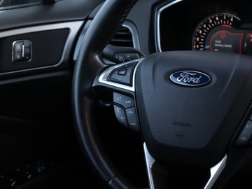 Ford Mondeo V Sedan 2.0 EcoBoost 203KM 2016 Ford Mondeo 2.0 EcoBoost, Automat, Skóra, Navi, zdjęcie 21