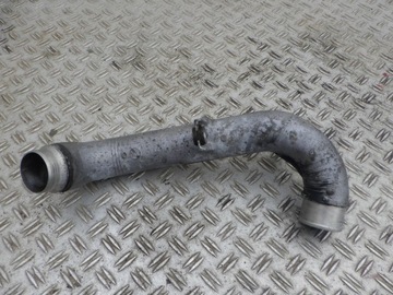 NAVARA D40 TRUBKA PŘÍVOD VZDUCHU