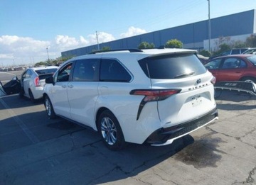 Toyota Sienna III 2023 Toyota Sienna 2023, 2.5L, 4x4, XSE, od ubezpieczalni, zdjęcie 4