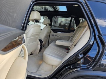 BMW X5 F15 SUV xDrive50i 450KM 2014 BMW X5 xDrive50i V8 4.4 450KM*Salon PL Bezwypadkowy * VAT23% * Individual, zdjęcie 21