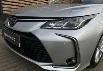 Toyota Corolla XII Sedan 1.8 Hybrid 122KM 2022 Toyota Corolla Toyota Corolla 1.8 Hybrid Comfort 1.8 Hybryda 122KM, zdjęcie 12