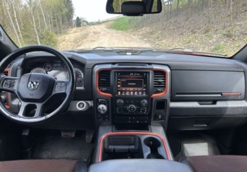 Dodge Ram IV 5.7 V8 390KM 2017 Dodge RAM Dodge RAM 5.7 Benzyna 390KM, zdjęcie 5