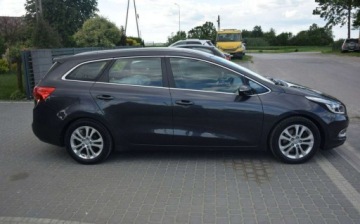 Kia Ceed II Kombi 1.6 CRDi 110KM 2014 Kia Ceed 1.6D Navi Kamera 146 TYS KM 2 KPL KOL Sprowadzony 1.6 Diesel, zdjęcie 10