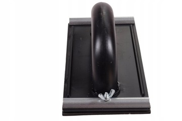 СКРУЧЕННАЯ ШЛИФОВАЛЬНАЯ БУМАГА НА БУМАЖНОЙ СЕТКЕ