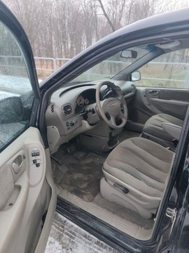 Chrysler Grand Voyager 2006 Chrysler Grand Voyager Wersja 7 osobowa - 2006 r -, zdjęcie 6
