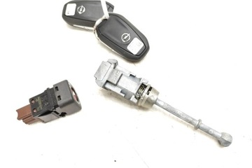 KLÍČEK OPEL CORSA F 9840153280 ELEKTR. 100KW 2022