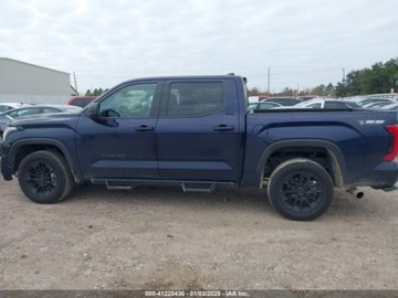 Toyota Tundra II 2023 Toyota Tundra 2023r., SR5, od ubezpieczalni 3.4 Benzyna 389KM, zdjęcie 3