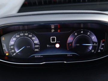 Peugeot 3008 II Crossover 1.2 PureTech 130KM 2019 Peugeot 3008 1.2 PureTech, Salon Polska, zdjęcie 10