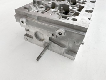 VW AUDI SEAT 1.6TDI ГОЛОВКА 04L103373E ОРИГИНАЛ
