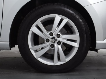 Skoda Fabia III Kombi Facelifting 1.0 TSI 95KM 2021 Skoda Fabia 1.0 TSI, Salon Polska, Serwis ASO, zdjęcie 13