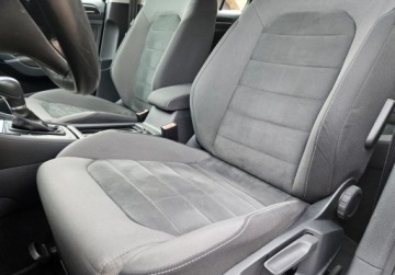 Volkswagen Golf VII Hatchback 3d Facelifting 1.5 TSI ACT 150KM 2017 Volkswagen Golf DSG, 1.5 Benzyna 150KM, Polecam 1.5 Benzyna 150KM, zdjęcie 24