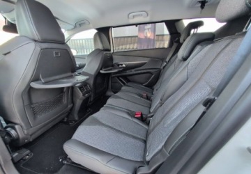 Peugeot 5008 II Crossover Facelifting 1.2 PureTech 130KM 2021 Peugeot 5008 1.2 PureTech Allure Pack SS EAT8 SalonPL Dobrze Doposazony FV, zdjęcie 9