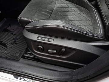 Skoda Kodiaq I SUV Facelifting 1.5 TSI 150KM 2023 SKODA Kodiaq 1.5 TSI Sportline DSG Suv 150KM 2023, zdjęcie 7