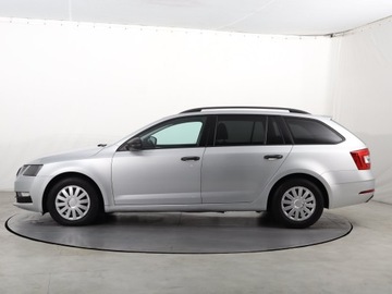 Skoda Octavia III Kombi Facelifting 1.6 TDI 115KM 2017 Skoda Octavia 1.6 TDI, Salon Polska, Klima, zdjęcie 2