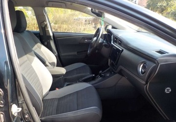 Toyota Auris II 2016 Toyota Auris Okazja 1.8 Hybryda 100KM, zdjęcie 10