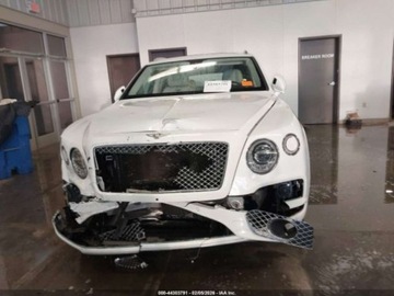 Bentley Bentayga 2020 Bentley Bentayga V8 2020 4.0 Benzyna 542KM, zdjęcie 8