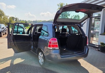 Opel Zafira B 1.9 CDTI ECOTEC 120KM 2006 Opel Zafira 1,9 Diesel 120 km 7- osobowy 1.9 Diesel 120KM, zdjęcie 30