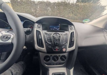 Ford Focus III Kombi Facelifting 1.6 TDCi 115KM 2014 Ford Focus Ford Focus 1.6 TDCi Kombi Serwisowany Klima Bez rdzy 186 ty, zdjęcie 6