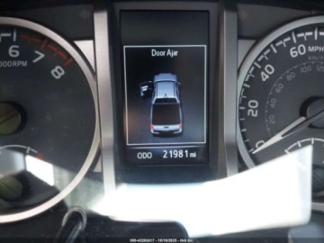 Toyota Tacoma II 2023 Toyota Tacoma SR5 V6 2023 3.5l 3.5 Benzyna 278KM, zdjęcie 11