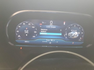 Chevrolet Suburban GMT900 2024 Chevrolet Suburban K1500 LT 2024 5.3l 5.3 Benzyna 355KM, zdjęcie 9