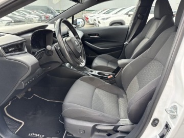 Toyota Corolla XII TS Kombi 2.0 Hybrid Dynamic Force 184KM 2021 Toyota Corolla 2.0 Hybrid Comfort Seria E21 (2019-, zdjęcie 12