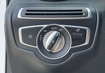 Mercedes Klasa C W205 Kabriolet Facelifting 1.5 200 184KM 2019 Mercedes-Benz Klasa C Kamera 360, Podgrzewane fotele, Tempomat, Salon PL,, zdjęcie 19