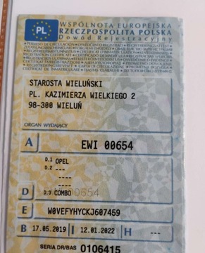Opel Combo E Kombivan 1.5 Diesel 102KM 2019 Opel Combo 2019r, 1.5 Diesel. Delikatnie przetarty prawy bok. Jezdzi. 1.5, zdjęcie 24