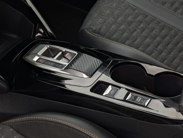 Peugeot 2008 II SUV 1.2 PureTech 130KM 2022 Peugeot 2008 Rezerwacja 1.2 Benzyna 130KM, zdjęcie 33