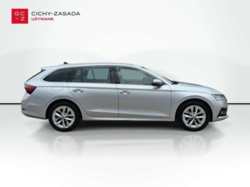 Skoda Octavia IV Kombi 2.0 TDI 150KM 2022 Skoda Octavia Martwe pole Virtual Faktura23 El.klapa el.fotele Matrix Ful, zdjęcie 5