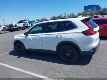 Honda CR-V VI 2023 Honda CR-V 2023 HONDA CR-V HYBRID SPORT TOURING 2.0 Hybryda 145KM, zdjęcie 3