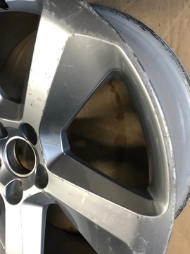 Одинарный диск AUDI 8Jx19 ET27 8R0601025P