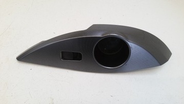 Przełącznik szyby 8608A023 Mitsubishi Grandis