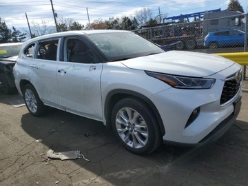 Toyota Highlander III 2022 Toyota Highlander Limited 2022 3.5l 3.5 Benzyna 295KM, zdjęcie 4