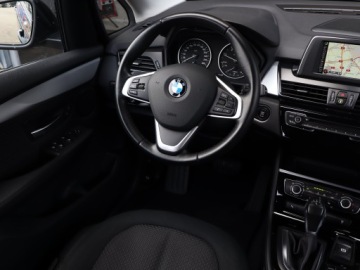 BMW Seria 2 F22-F23-F45-F46 Gran Tourer 218d 150KM 2016 BMW 2 Active Tourer 218d Active Tourer, zdjęcie 6