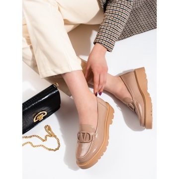 Beżowe mokasyny na grubej platformie Shelovet R:38