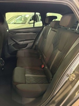 Skoda Octavia IV RS Kombi 2.0 TSI 245KM 2022 Skoda Octavia RS 2.0 TSI 245KM DSG Navi Head Up FV23 2.0 Benzyna, zdjęcie 30