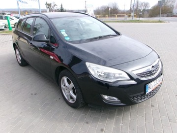 Opel Astra J Sports Tourer 1.4 Twinport ECOTEC 100KM 2012 Opel Astra J 1.4 1 wlasciciwl, zdjęcie 1